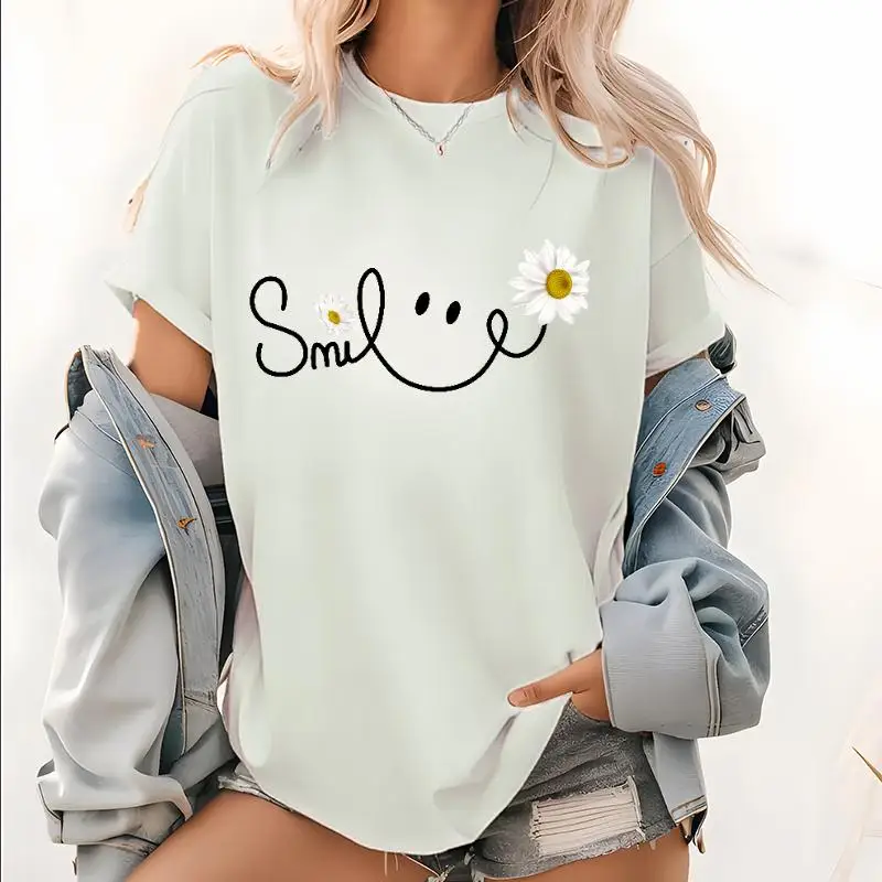 

Smile Daisy Graphic Tee Women Positive Vibes T Shirt Hand Drawn Floral Print Cute Inspirational Casual Loose Comfort Top