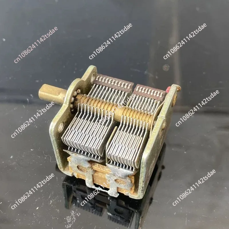 Disassemble second-hand, dual 2 * 25PF-520PF radio variable adjustable capacitor copper shaft