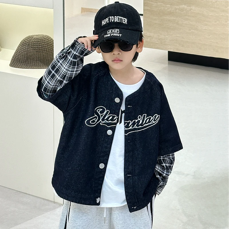 

Модный джинсовый жилет для мальчиков: весенняя уличная мода, молодежный стиль, свободный крой, хлопковый бленд, на одной пуговице