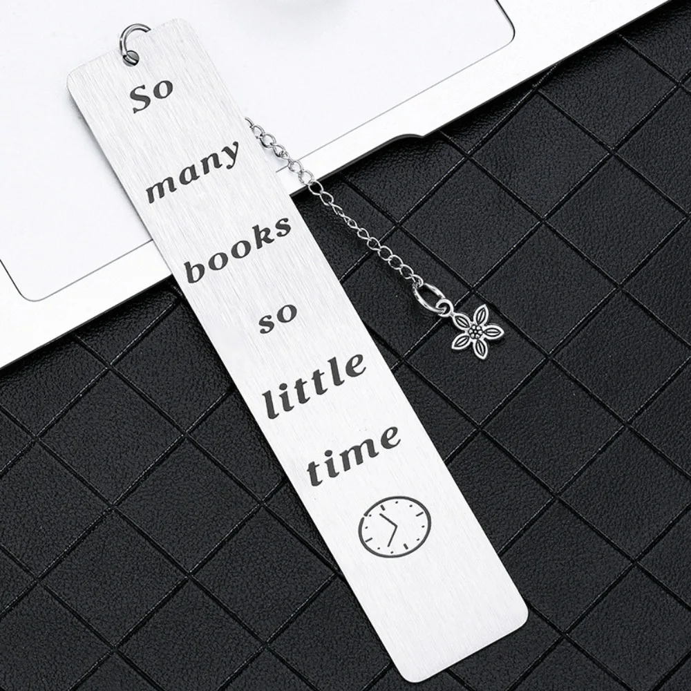 Marque-livre en acier inoxydable avec pompon, pendentif en métal, fournitures de lecture, accessoire pour la rentrée scolaire