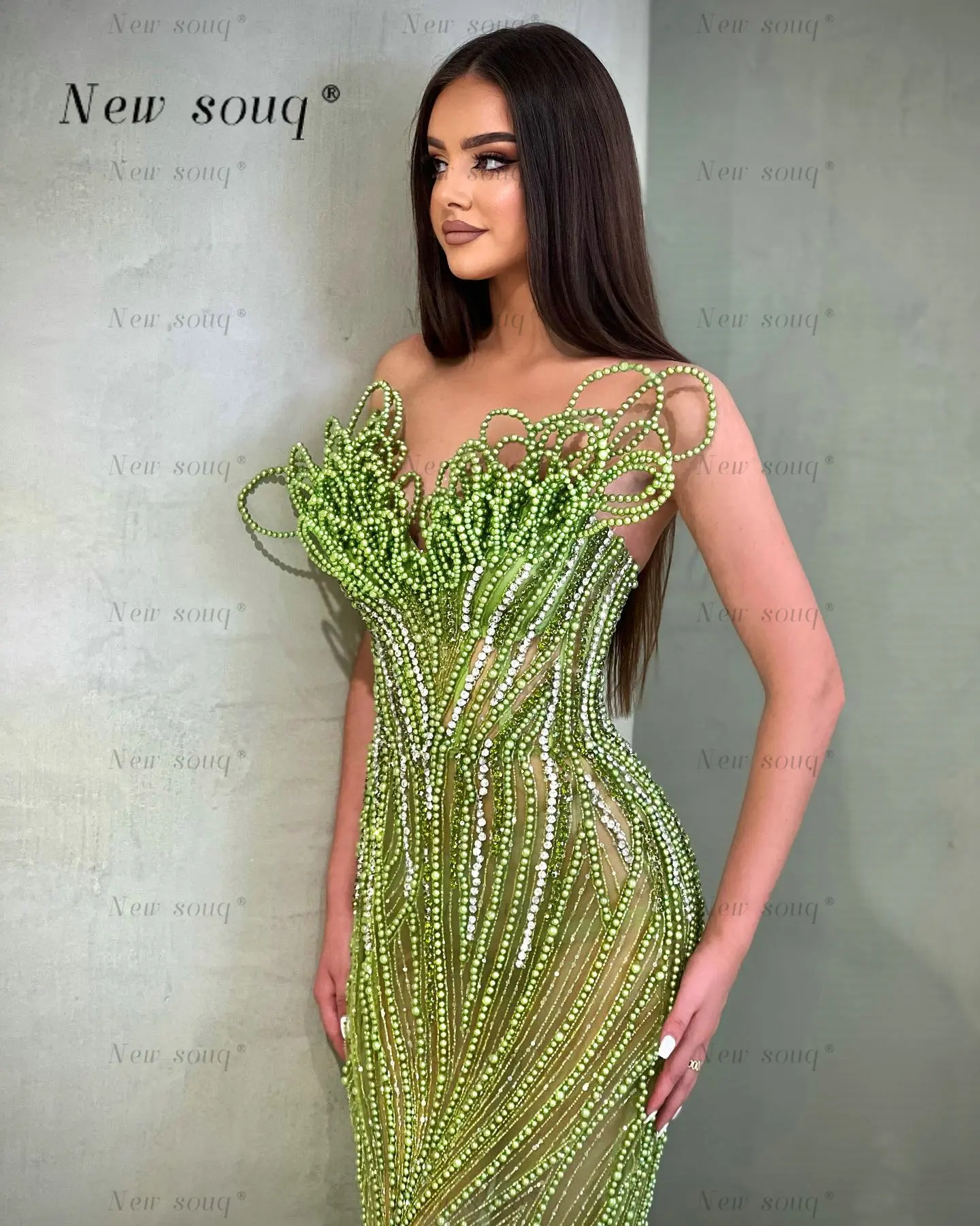 High Fashion Sparkle Green Pearls Beaded Long Evening Dresses Sexy Sleeveless Illusion Glitter Night Prom Gowns Custom Made