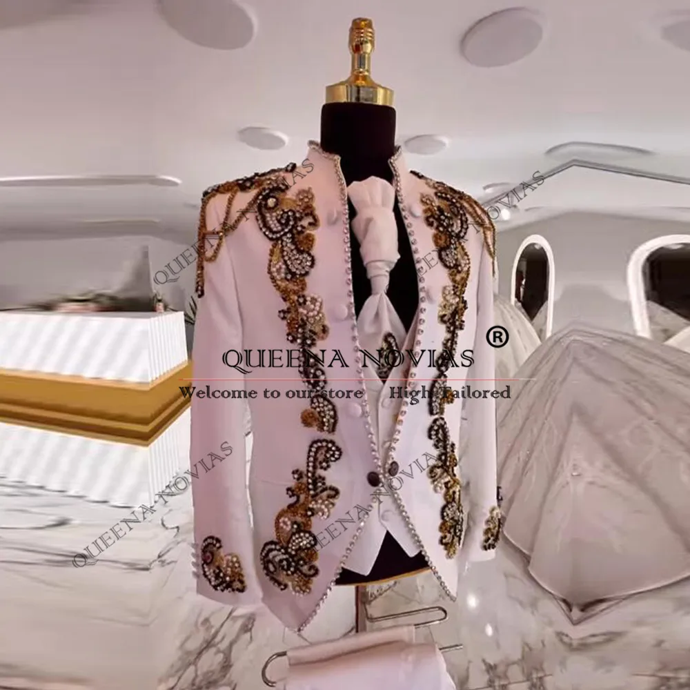 Luxury Pearls Beaded Suit Attire For Wedding Italian Design 3 Pieces Sets Groom Blazers Customized Man Banquet Groom Tuxedos