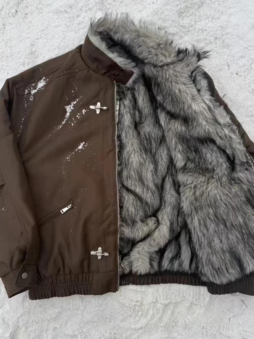 

Мужская утепленная куртка из искусственного меха и хлопка, теплая зимняя верхняя одежда для улицы, с металлическим декором, воротником-стойкой, длинными рукавами, на молнии, чистый хлопок