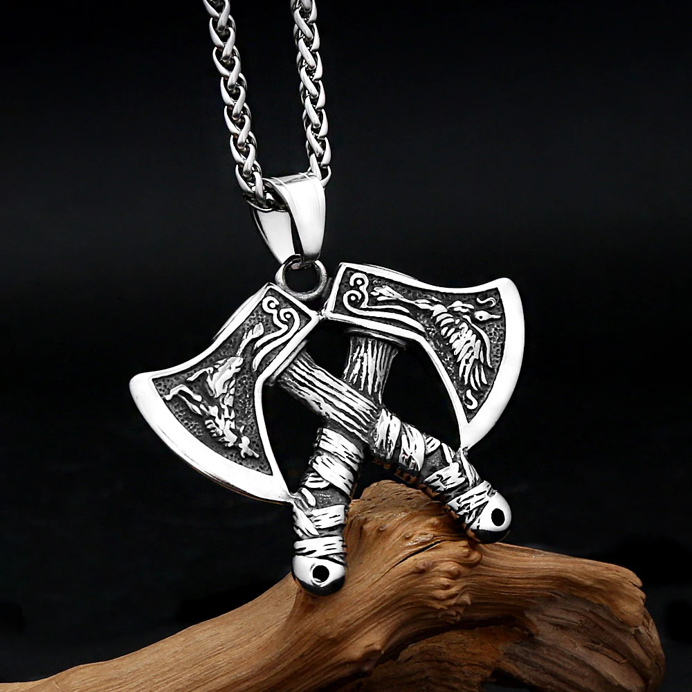 Vintage Vikings Double Edged Axe Necklaces For Men Stainless Steel Hatchet Norse Amulet Pendant Warrior Amulet Jewelry Wholesale