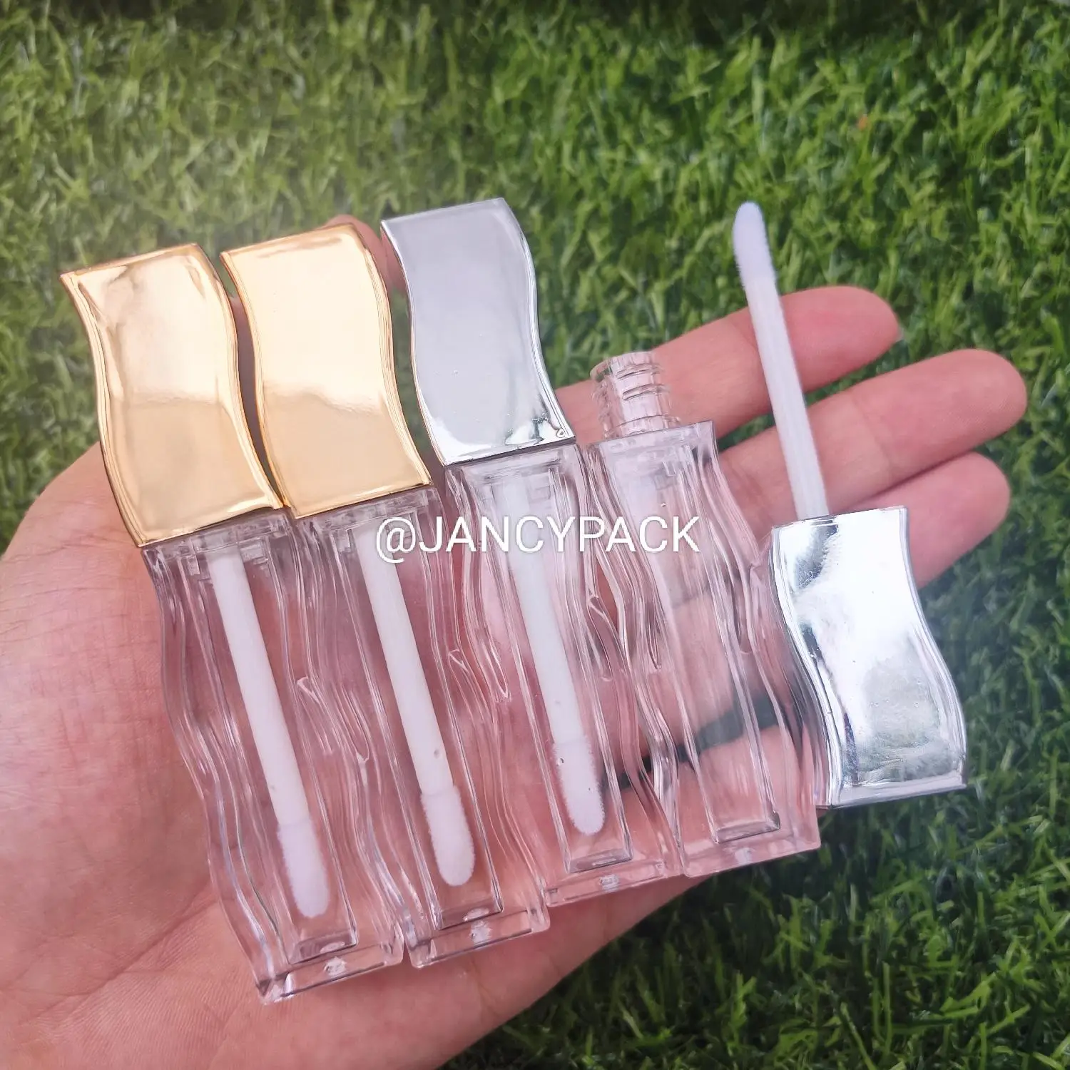 

3ml gold silver waved shape Empty Lip Gloss Tube DIY Plastic Elegant Liquid Lipstick Container Round