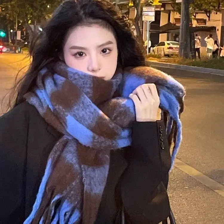 

The New Women's Scarf Winter Luxury Brand Tippet Scarves for Ladies Plaid Shawls Warm British Style Thicken E1089