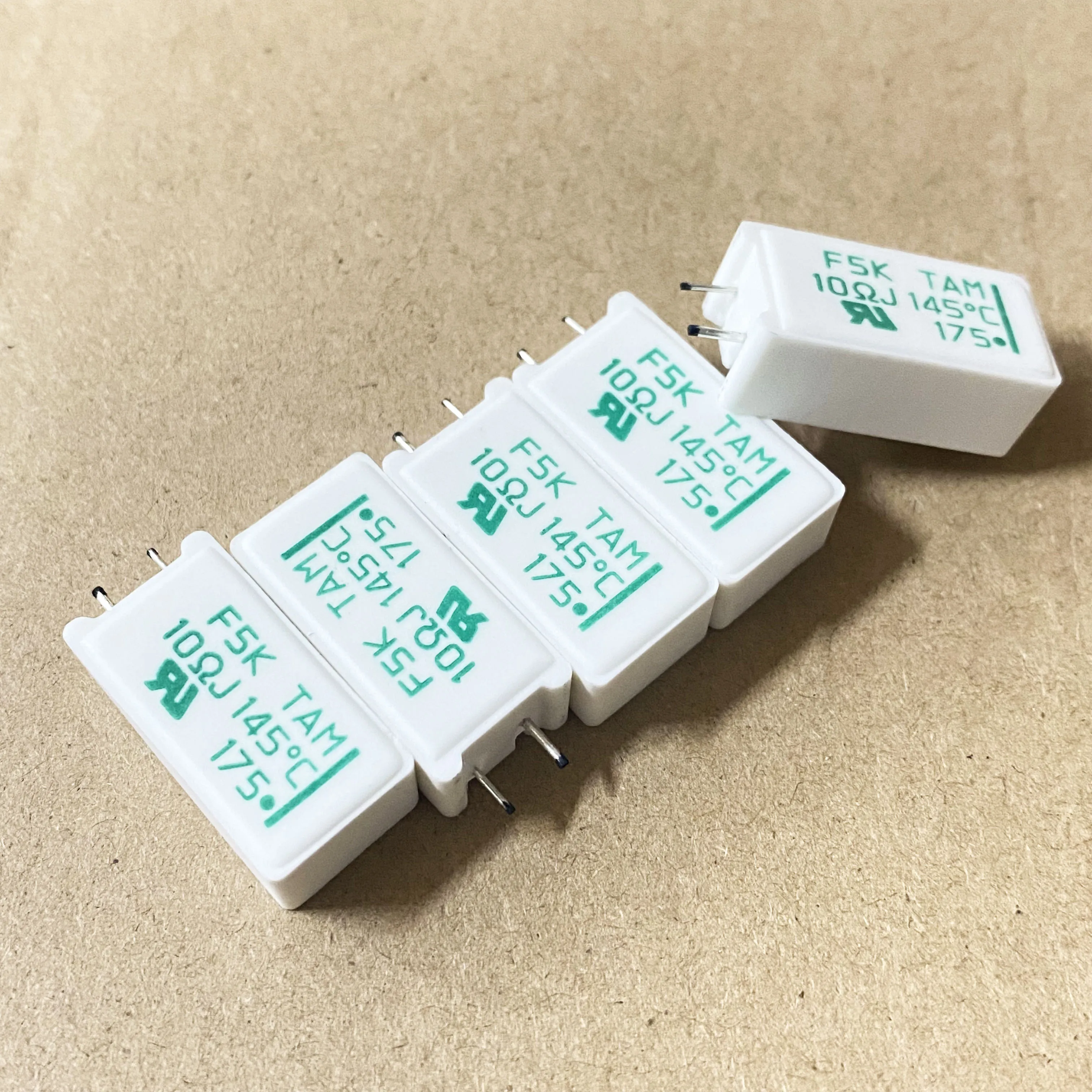 

10PCS/F5K TAM 10 Ω J 145 ℃ 5W 10R 5% F5K100J14 brand new imported from Japan with temperature cement resistor