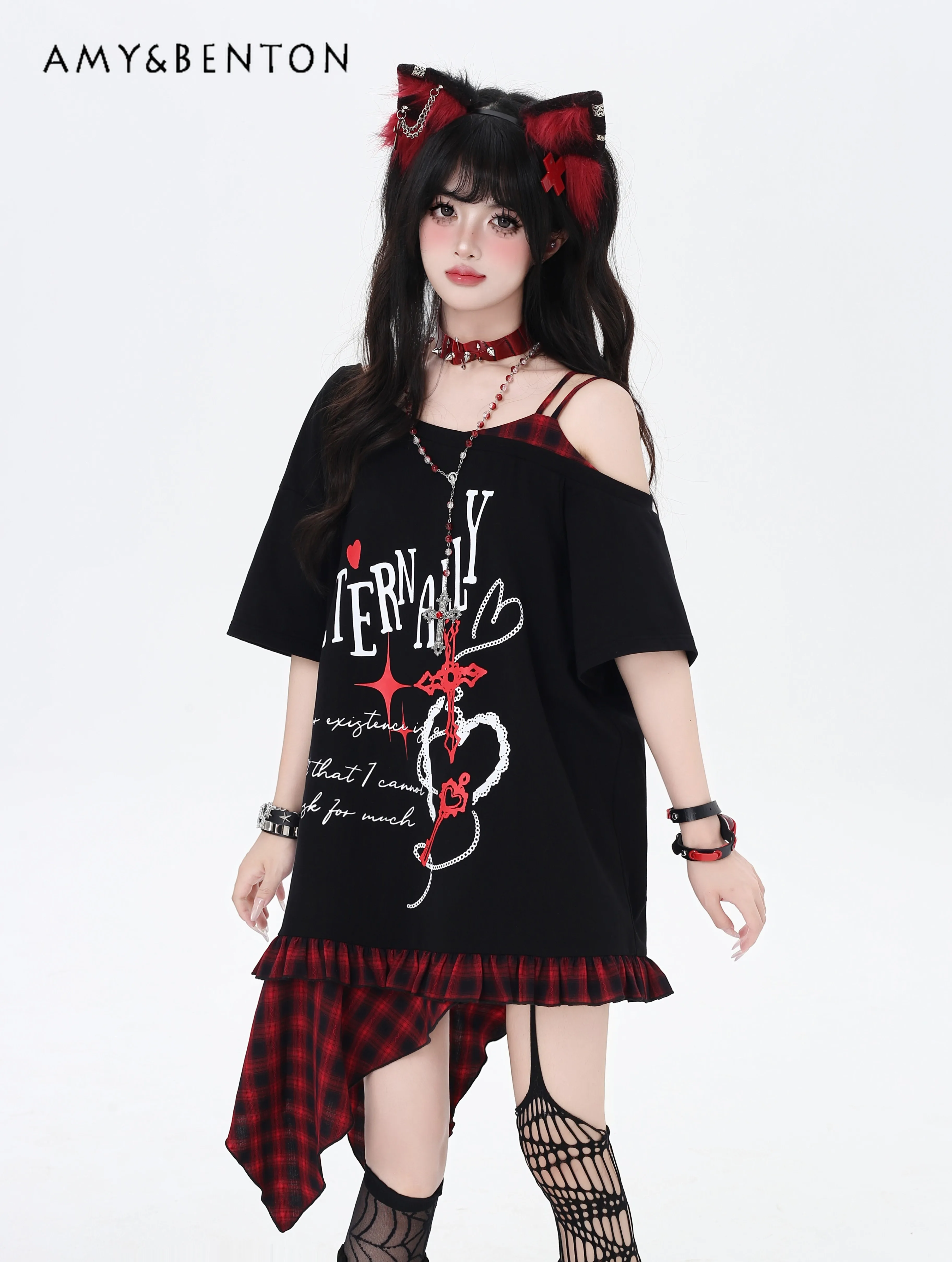 

Original Subculture Rock Plaid Splicing Off-the-shoulder Medium and Long T-shirt Women Goth Print Y2K Spice Girl Irregular Tops