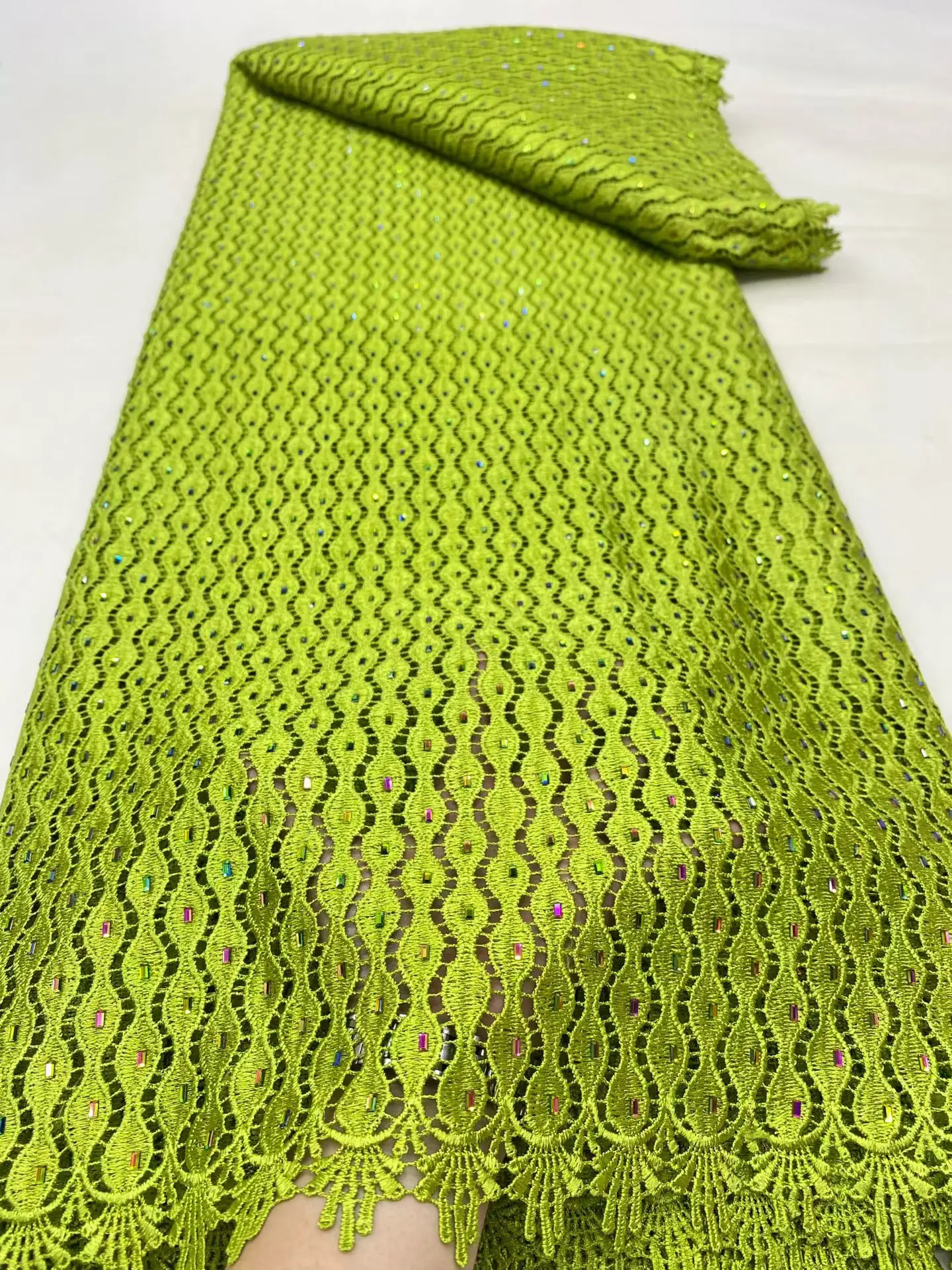 

2025 African Nigerian High-Quality Embroidery Mesh Lace Fabric French Tulle Sequins for Wedding Party Dresses 5 Yards DP0457