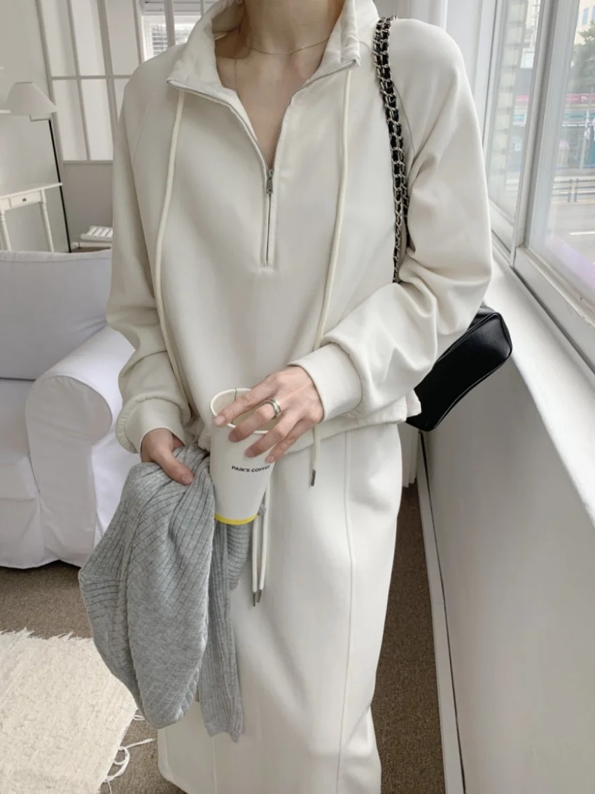 Alien Kitty Chic Ca… - image