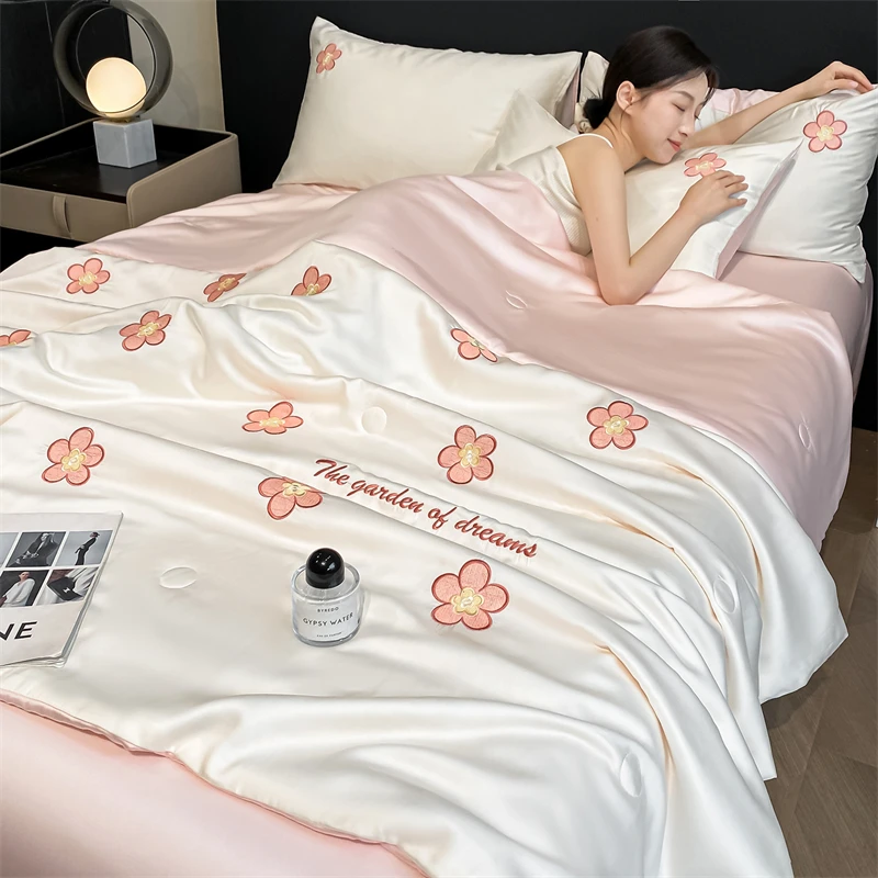 Silky Touch Embroidery Summer Quilt Washed Ice Silk Breathable Cooling Blanket Soft Cloud-feeling Comforter Light Luxury Duvet