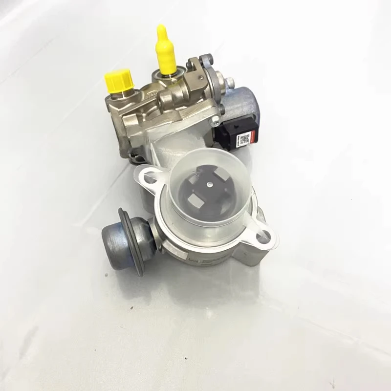 Suitable for Mercedes-Benz W204 C180 C200 C260 W212 E180 E200 E260 E300 high pressure oil pump