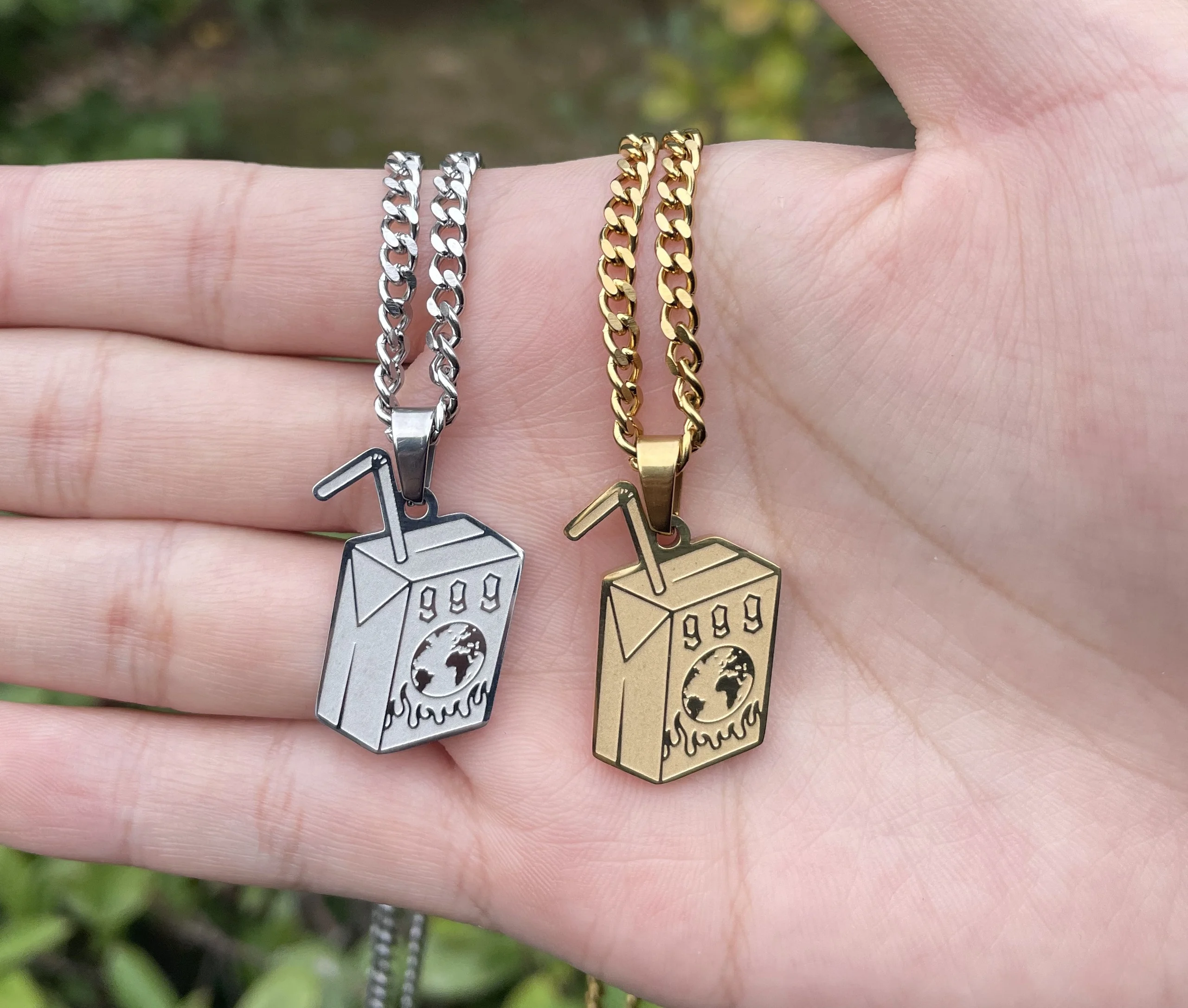 

2025 Trendy Juice Box Necklacе for Men and Woman Stainless Steel Choker Decoration Jewelry Gold Color Chain Pendant Gift