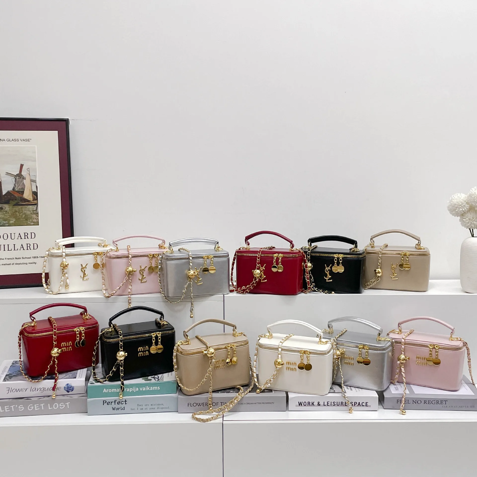 

2025 New Box Chain Bag - Minimalist Crossbody Purse, Lightweight Spacious Tote for Women, Trendy Daily Essential