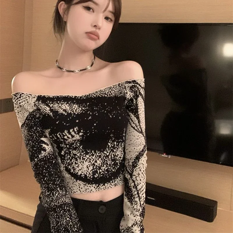 

Long Sleeve T-shirts Women Off Shoulder Chic Slash Neck Hotsweet Cropped Tops Leisure Slim Sexy Autumn Newly Fashion Temperament