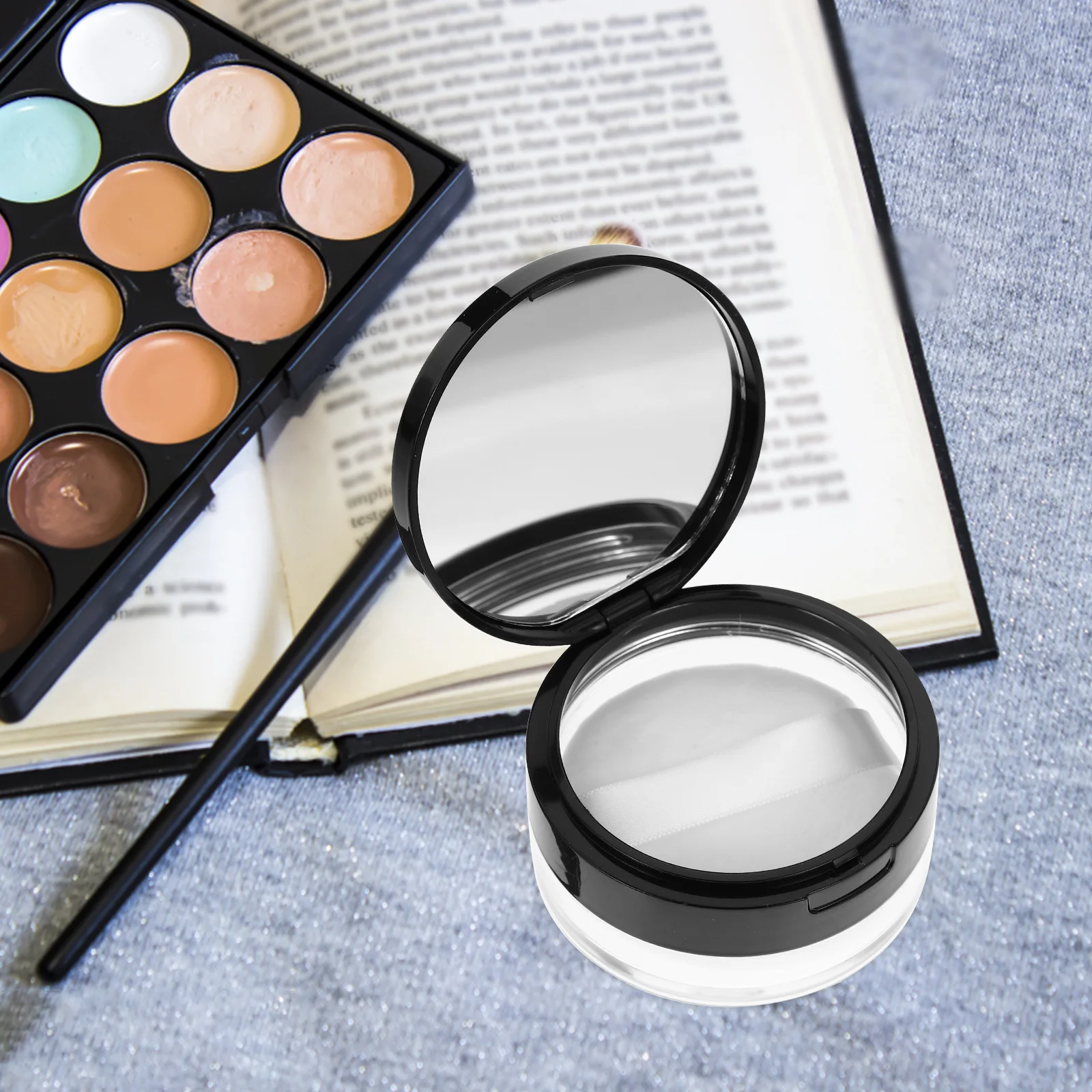 

Empty Powder Case Black Portable Makeup Container with Mirror Double Layer Mesh Interior Travel Friendly Powder Storage Puff