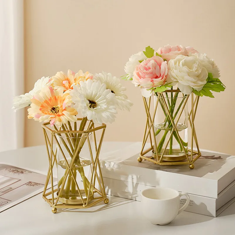 

Nordic Style Golden Vase Metal Flowers Pot Floral Flower Arrangement Alloy Glass Vases Desk Decoration Luxurious Home Decor