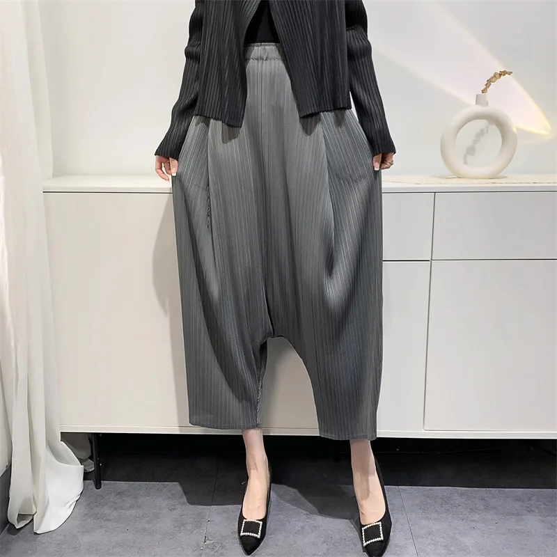 Harlan Trousers Women's Casual High Waist Pleated Loose plus Size Polyester Fiber Summer New Style Three Houses Wind