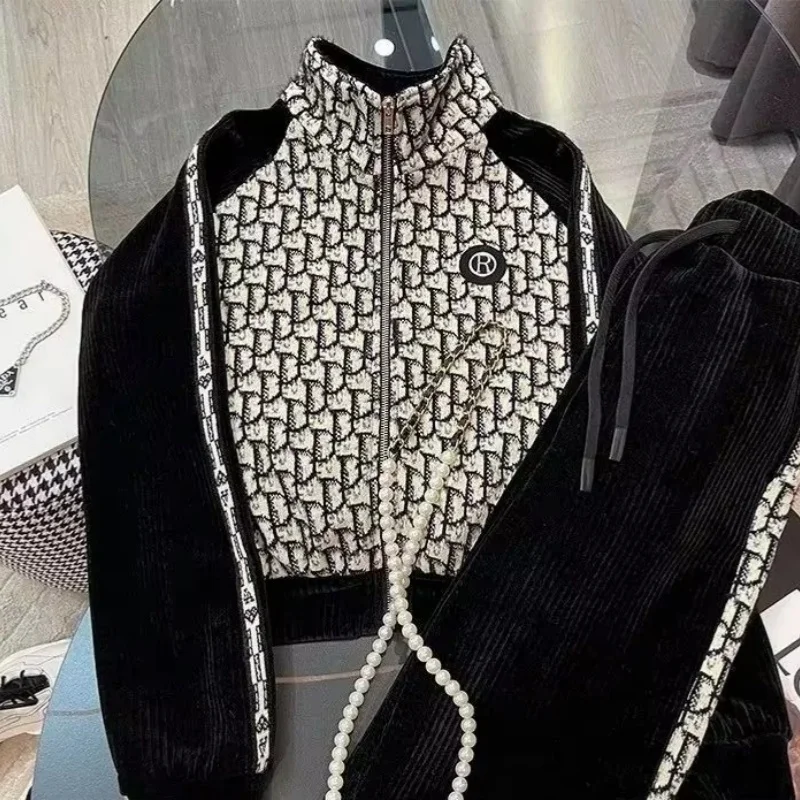 

Women's Autumn New Casual Sportswear suit Internet-famous Salt Cardigan Sweater Wide-leg Pants Two-piece Fashionable Set