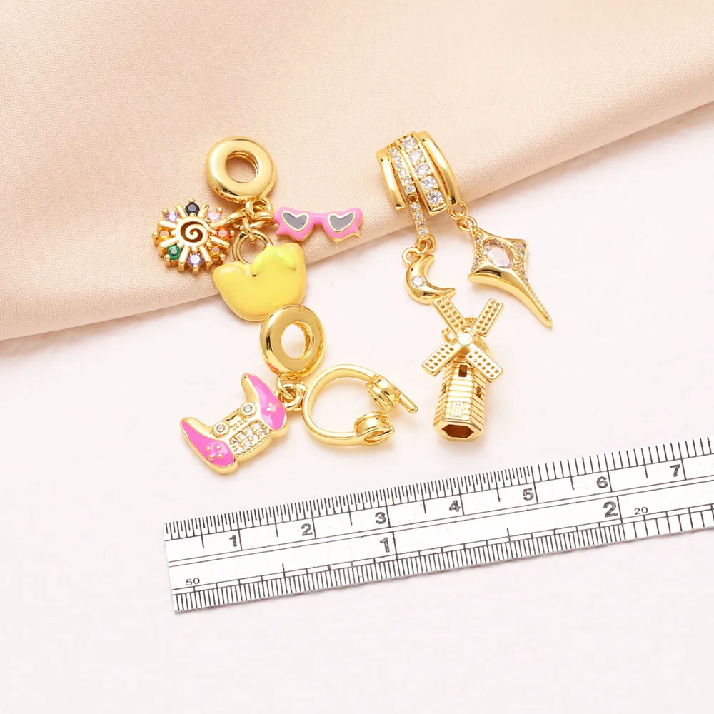 OCESRIO Pink Enamel Glasses Game Controller Pendant For Necklace Copper Gold Plated Earphone Jewelry Making Supplies Pdtb849