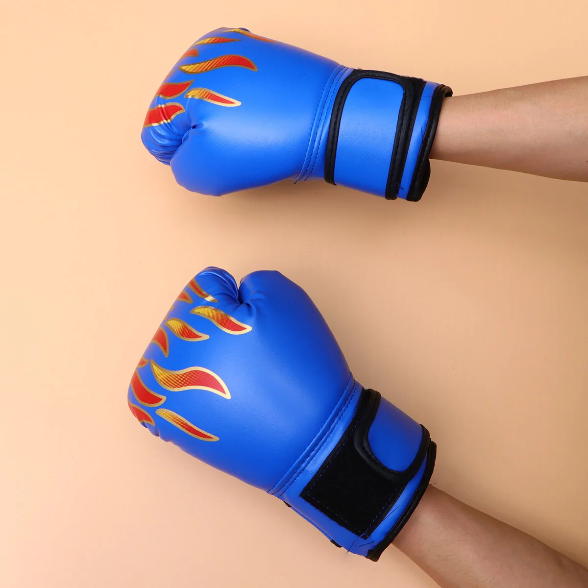 Boxing Gloves for Training Flame Pattern Protective along with Game PU