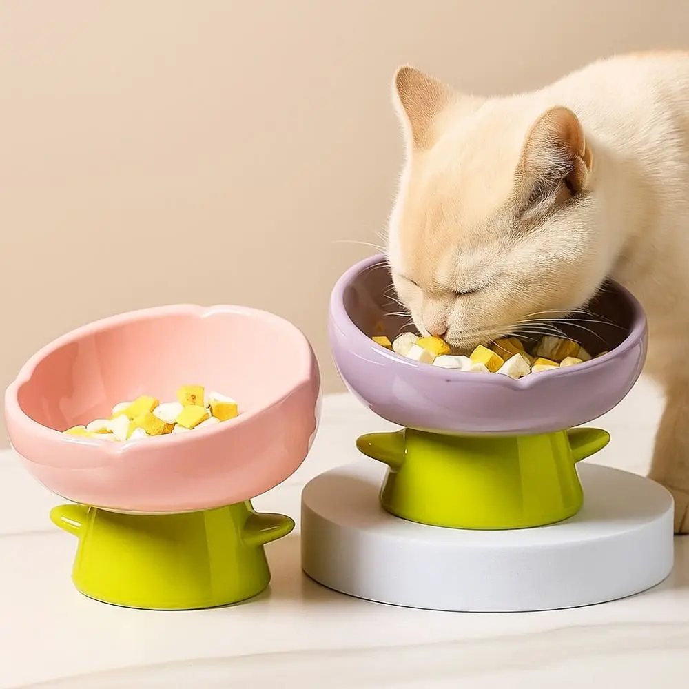 

Simple Large-mouthed Ceramic Cat Bowl Flower Shaped Non-slip Anti-tipping Bowl Raised Design High Foot Bowl For Cats Dogs