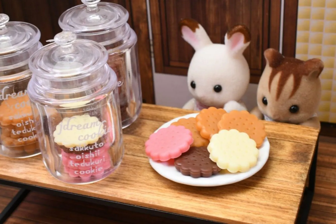 J.Dream capsule toys cute kawaii cookie shop mascot caramel butter chocolate taste biscuit jar dollhouse miniatures