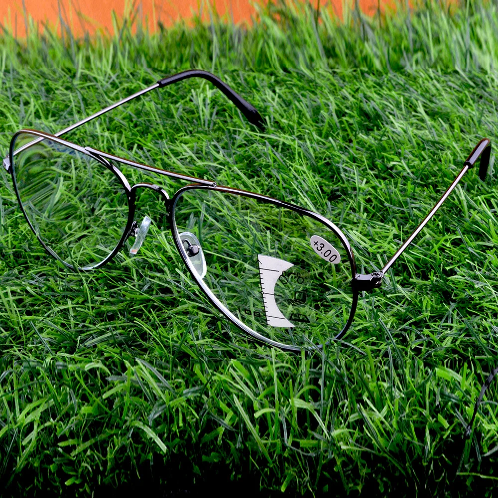 

Alloy Oversized Delicate Hinge Pilot Grey Frame Cool Men Progressive Multifocal Limited Reading Glasses +0.75 to +4