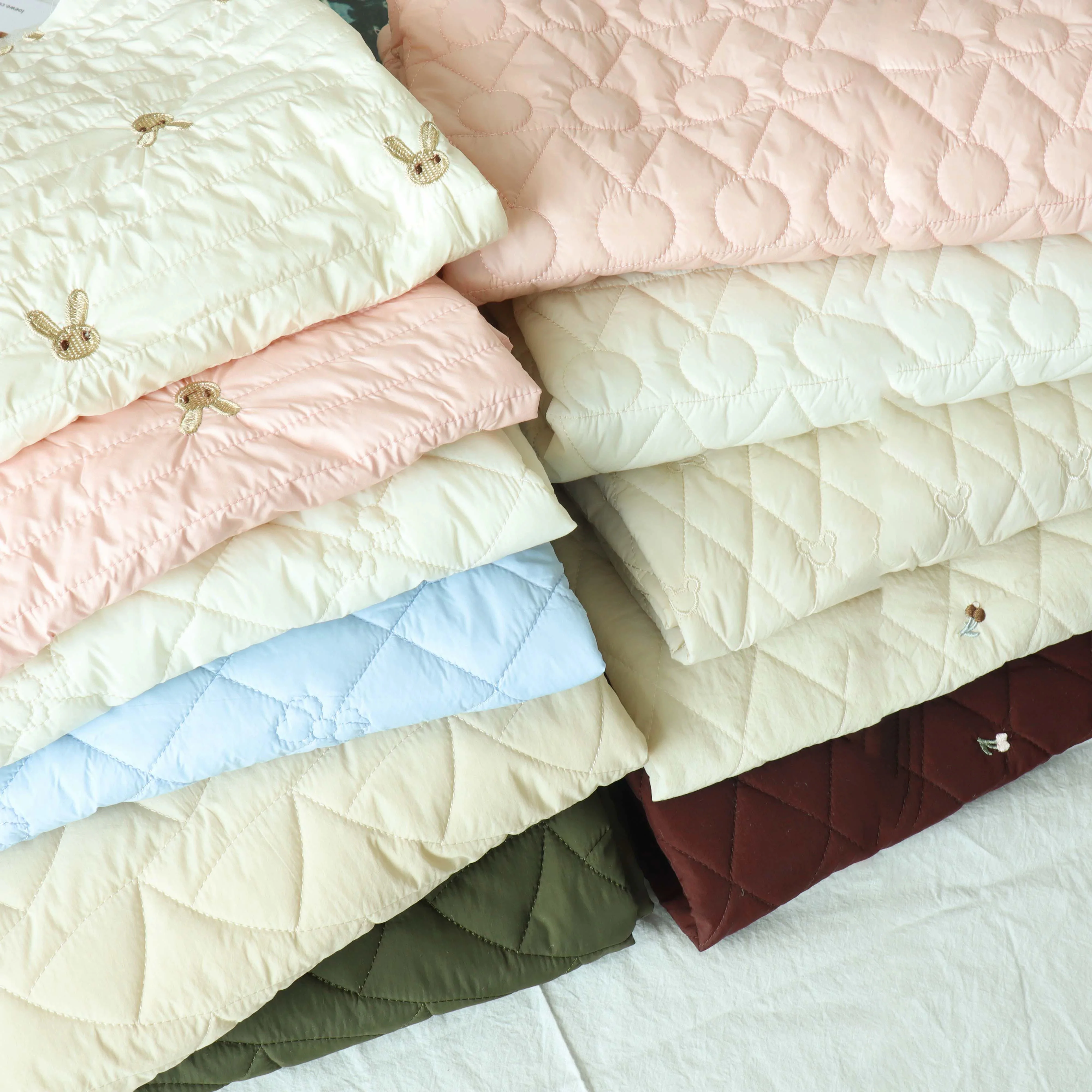 

145x100cm Autumn and Winter Quilted Cotton Fabric, Making Padded Jacket Coat Lining Girls' Cute Quilted Cotton Clothes Cloth