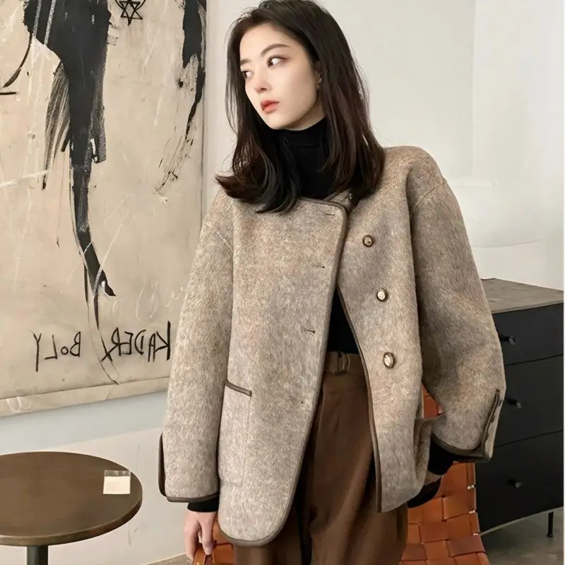 Cappotto di lana con scollo a maniche lunghe stile vintage coreano Giacca monopetto in cashmere da donna allentata 2025 Giacca autunno inverno da donna