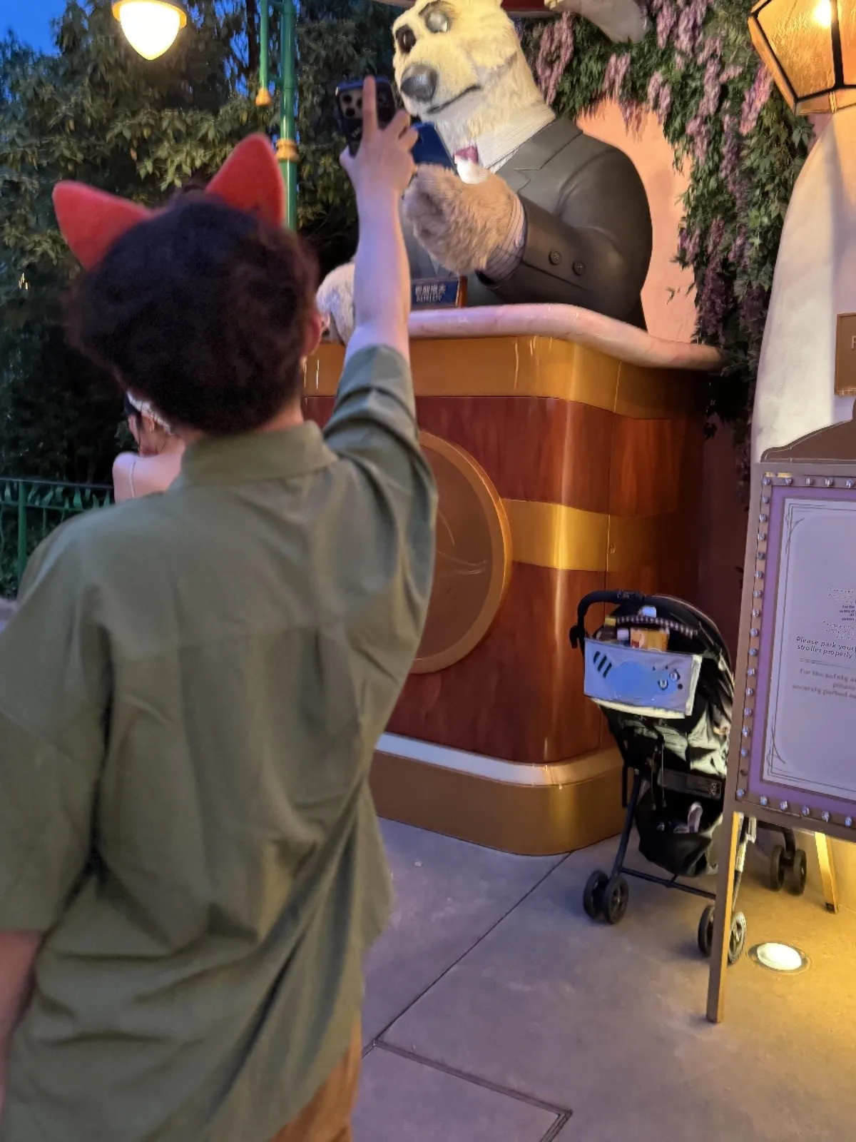 زي Zootopia Ni التنكري irt loween زي الكبار جولة الحديقة Ne ort Sve فضفاض مناسب عادي ورقيق