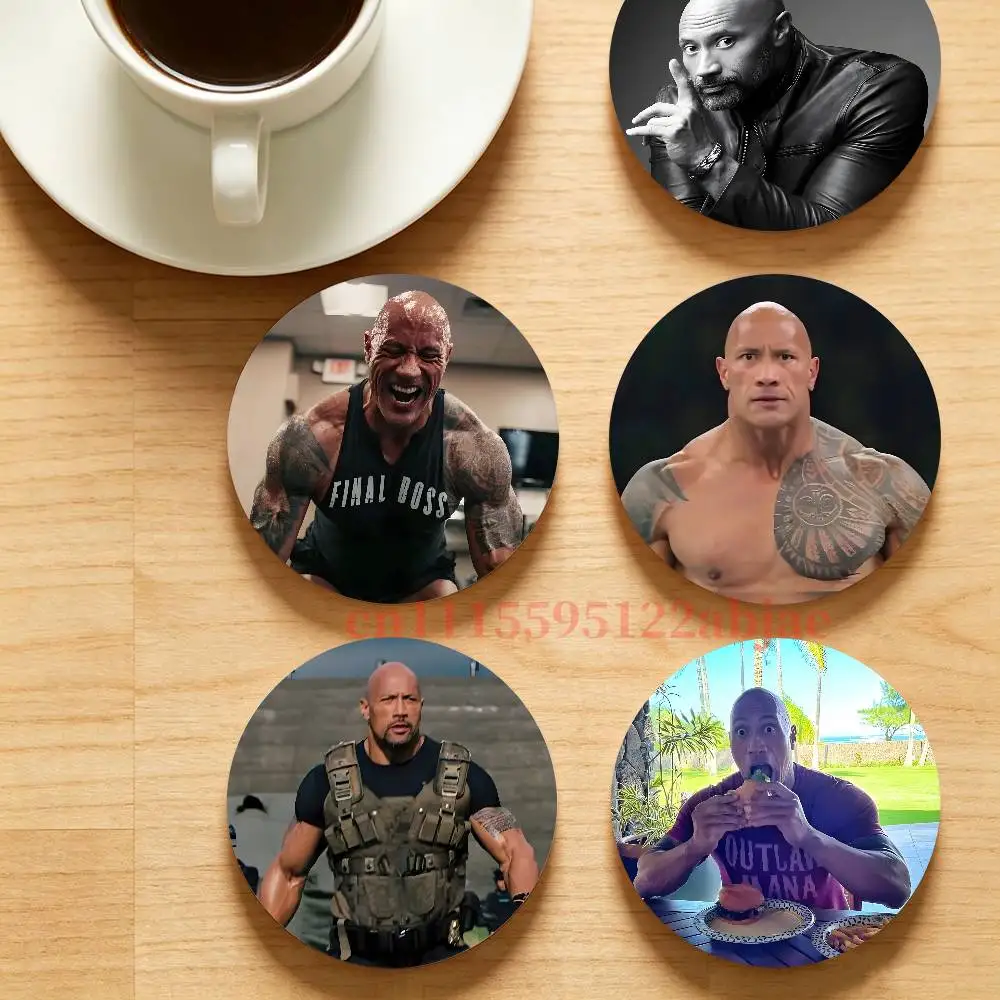 D-Dwayne J-Johnson Round Wooden Coaster Decorative Coffee Cup for Use in Coffee Shops Bars