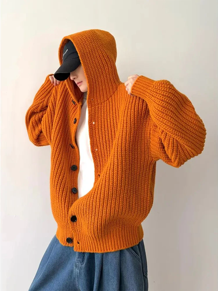 

Оранжевый вязаный свитер-пальто мужской осенне-зимний, с капюшоном, на пуговицах, крупной вязки, в стиле ретро, американский, повседневный, свободного кроя