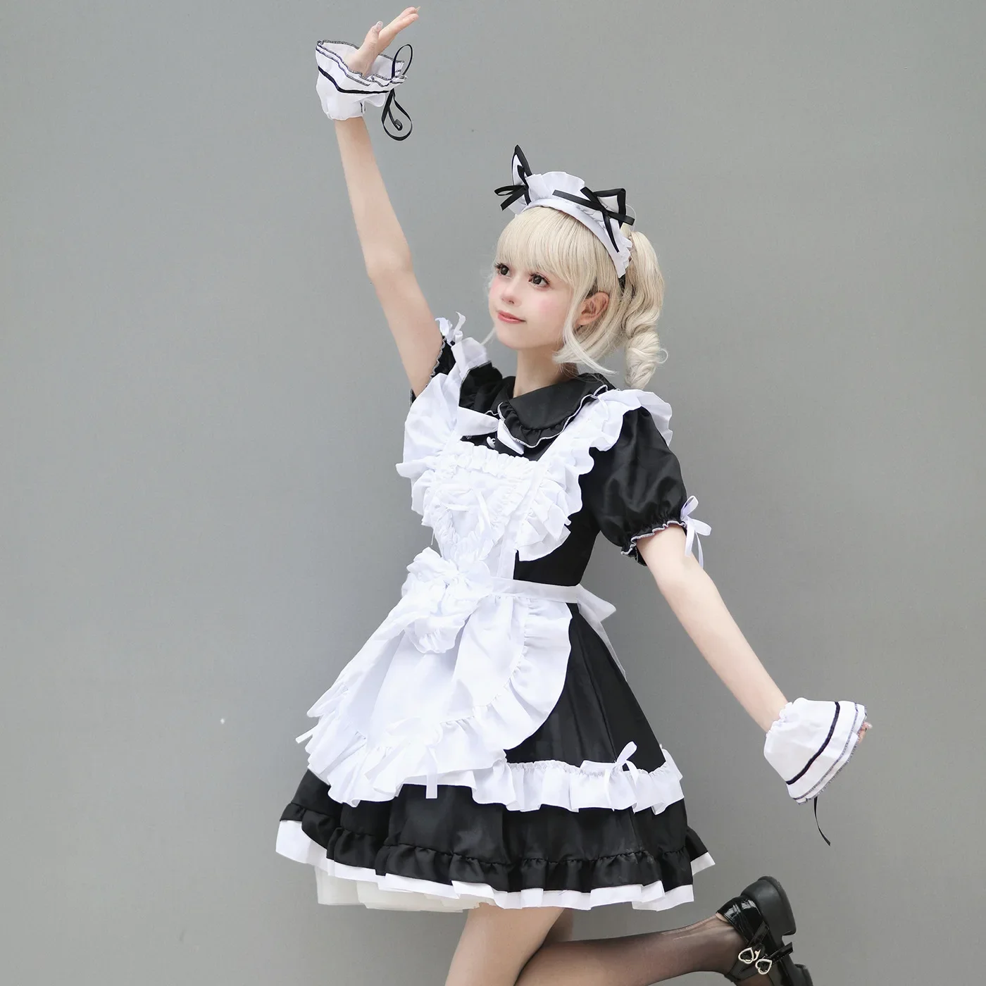 Akihabara Cosplay Costume Woman Japanese Cute Sister Deluxe Lolita Princess Maid Dress Influencer Skirt Halloween Party Outfit