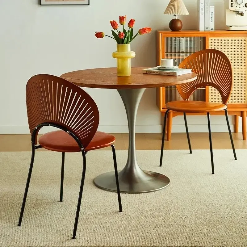 Nordic solid wood dining chair household Internet celebrity simple backrest shell chair light luxury dining table second-hand