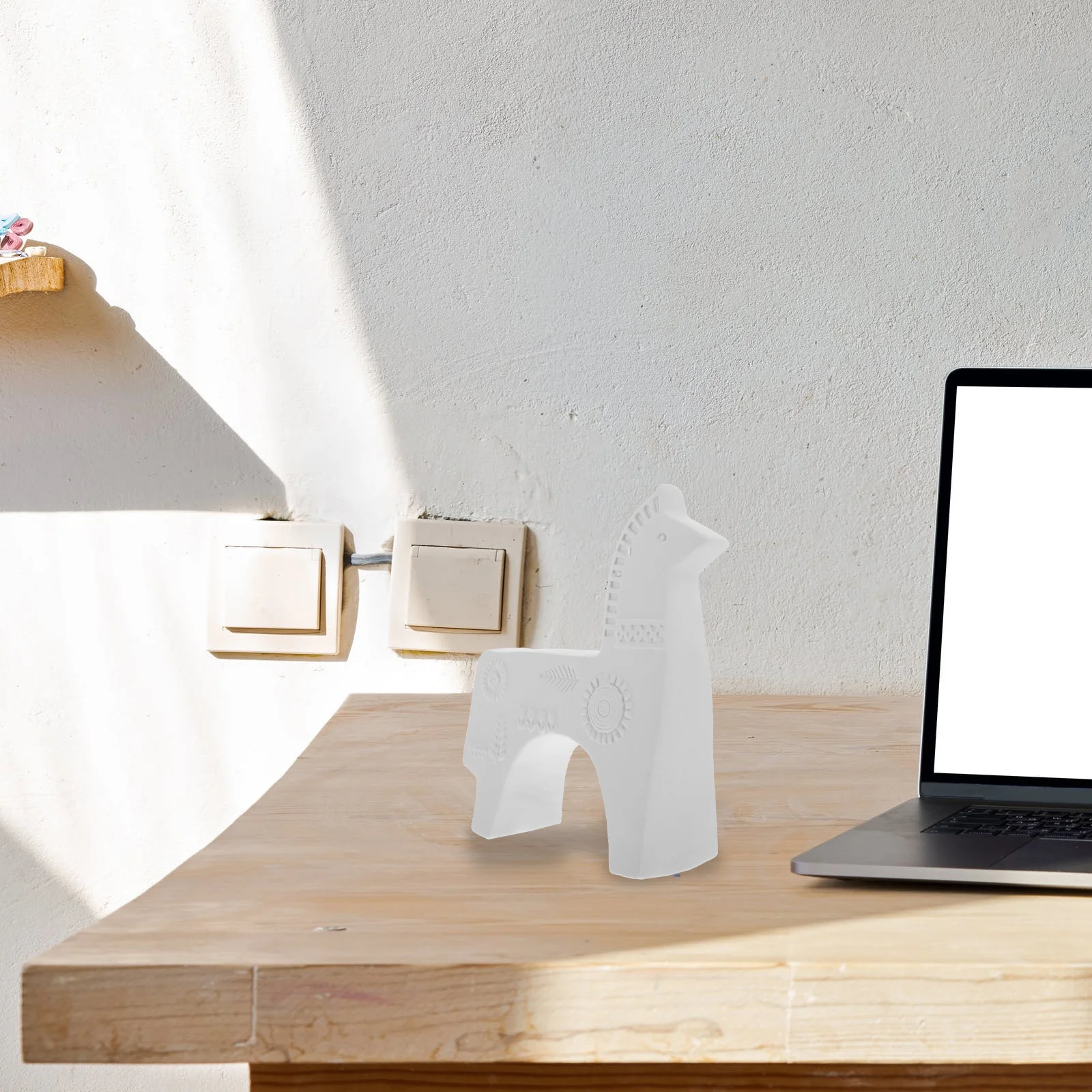 

1Pcs Ceramic Horse Animal Shape Home Ornament Compact Desktop Decoration Creative Tabletop Decor Ceramic Horse