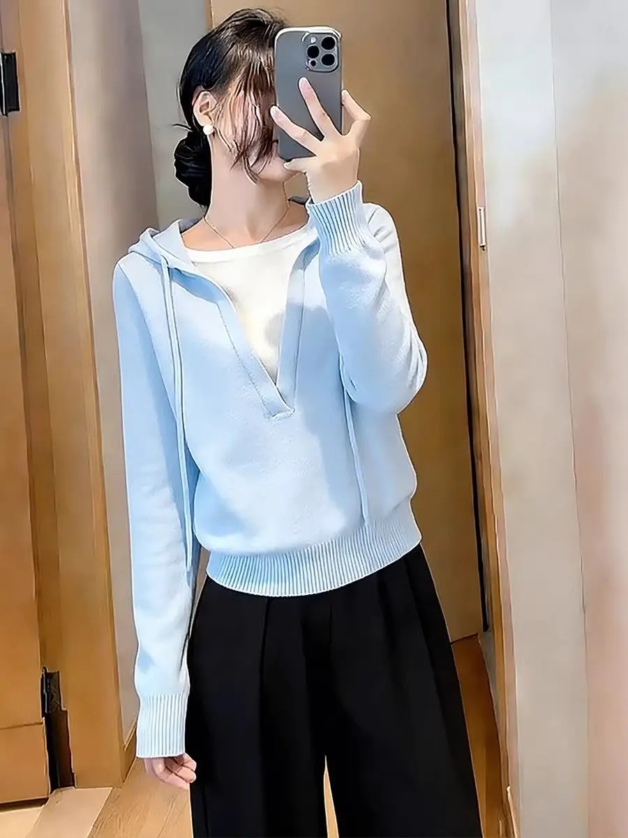 

Корейская синяя вязаная шапка для женщин, верхняя одежда, модный топ на весну, не двухслойный дизайн, удобный, средней мягкости, длинный рукав.