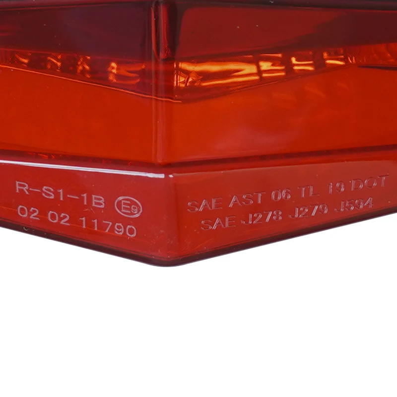 Yongjin Red Taillight Rear Light for Ski Doo MXZ 600 2009  HO E-Tec Snowmobile 520000587