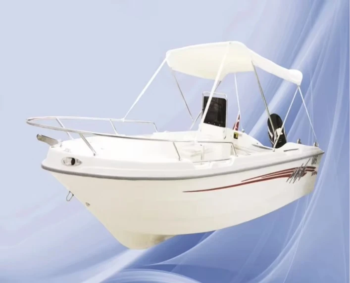 Premium fiberglass fishing boat for 4 people with 450 kg load capacity 40 horsepower, suitable for exploration, river use