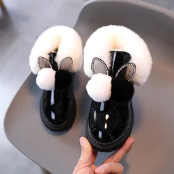 Stivali da neve da ragazza Stivali corti da bambino di nuova moda invernale Stivali di cotone caldo ispessito in cotone Scarpe da bambino in peluche antiscivolo