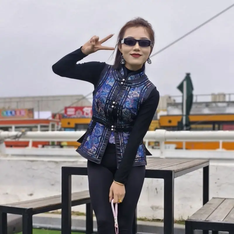 

Inner Mongolia Vest Female Graceful Handmade Buttonhole Loop Ethnic Style Jacquard Waistcoat National Satin New Chinese