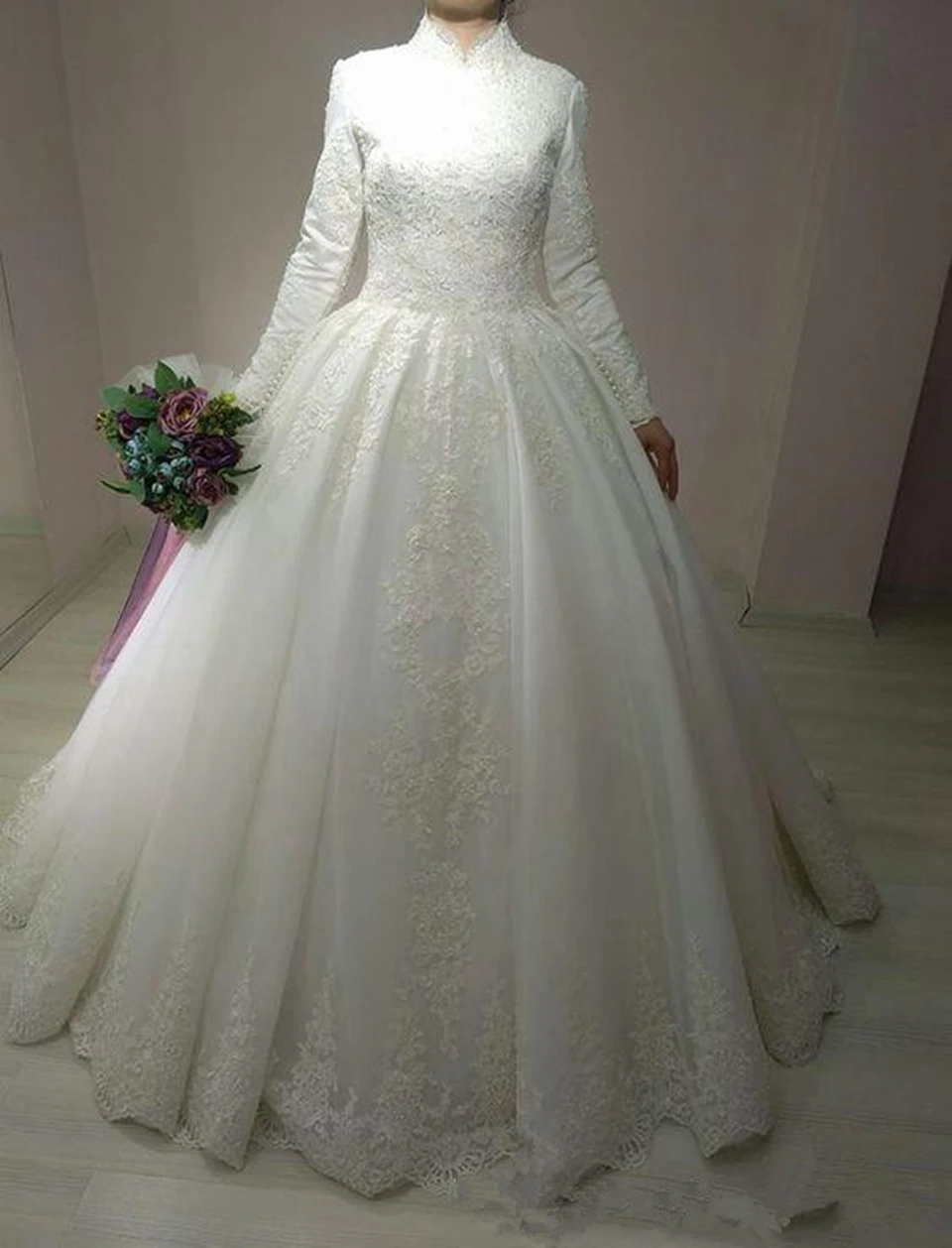 Gaun pernikahan panjang A-Line Arab Muslim untuk wanita 2025 gaun pengantin applique renda elegan leher tinggi Tulle Vestidos De Novia