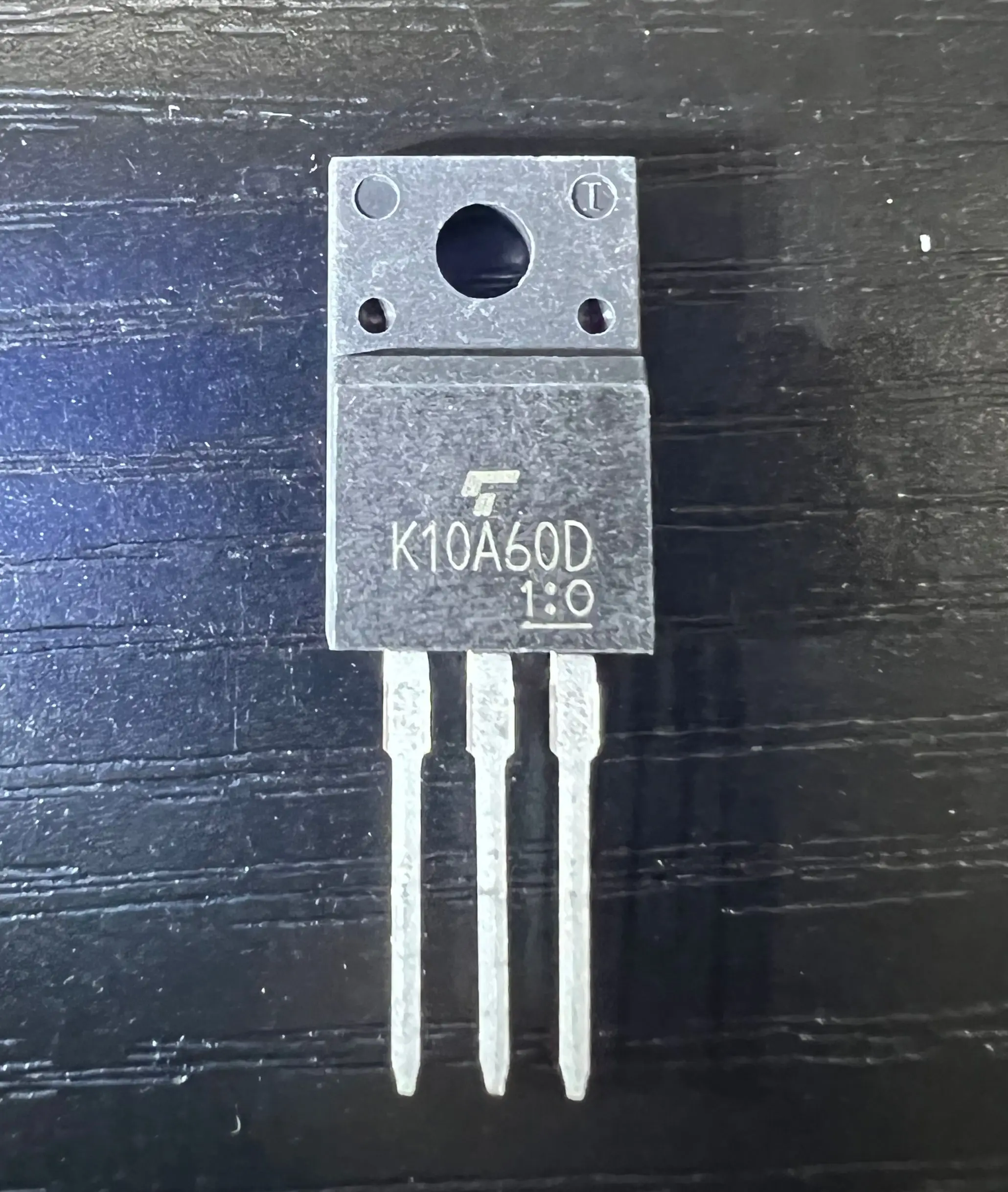 20〜100ピース/ロットK10A60 K10A60D TO-220F 100% 新オリジナル送料無料