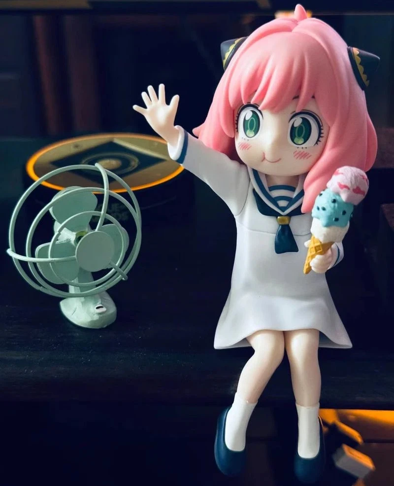 

Anya Forger школьная форма версия фигурка ест мороженое сидячая поза приз фигурка аниме товары автомобильный орнамент кукла подарки