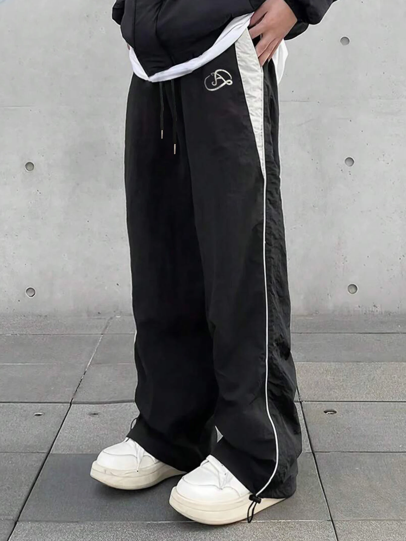 

Men's Casual Straight Leg Striped Pants Sporty Style Elastic Waistband Fashionable & Comfortable Perfect