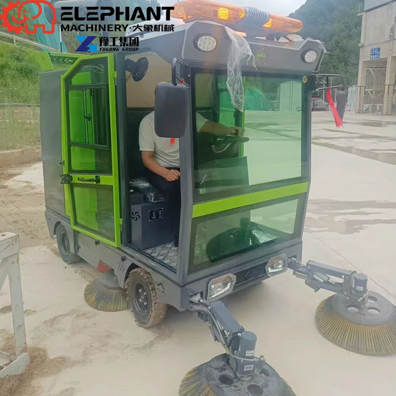 Fully Automatic Ride-On Electric Street Sweeper For Shopping Mall Parking Lot Maintenance