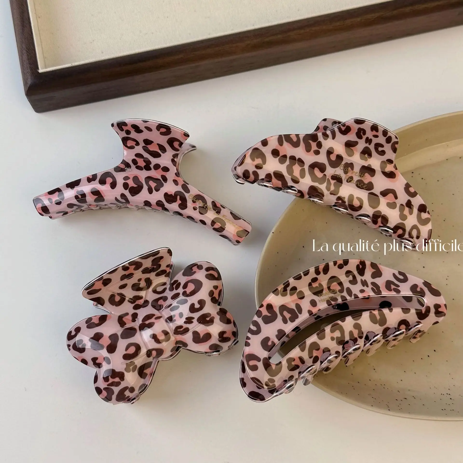 Popular Pink Leopard Spotted Hair Clip Claw for Women 2024 New Adult Large Size Fashion Sexy Leopard Print Acrylic Hair Claws