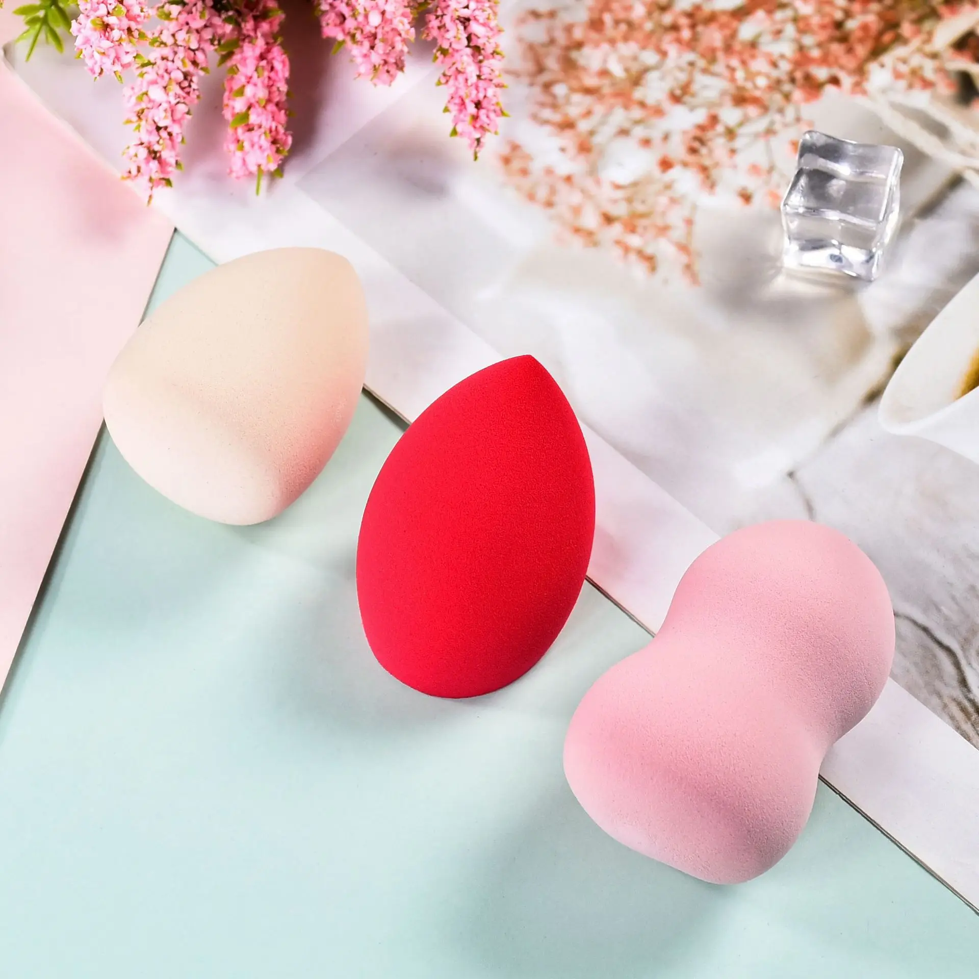 Colorful Beauty Sponge Cosmetics Beauty Tools Foundation Cushion Blending Makeup Puff Accessories Custom Logo with Box