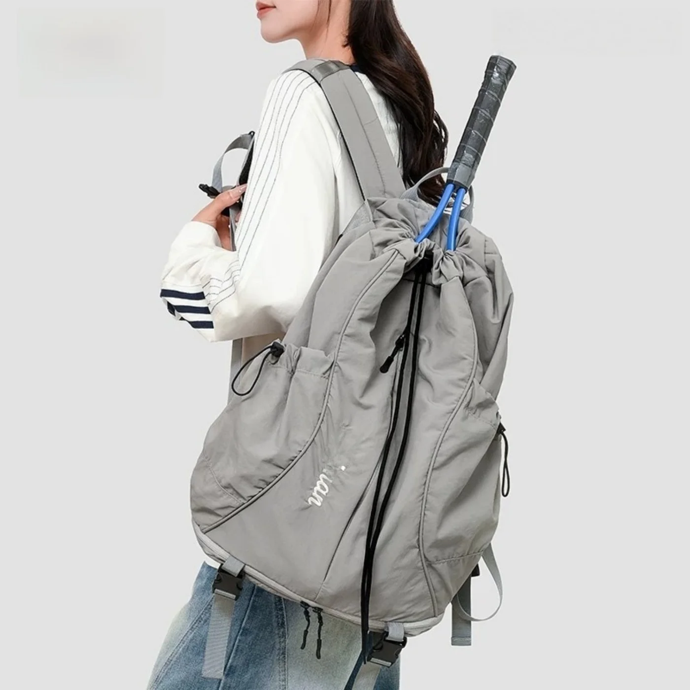 sac-a-dos-de-voyage-pour-raquettes-de-badminton-et-de-tennis-sac-a-bandouliere-souple-avec-fermeture-a-cordon-pour-jeunes-avec-poche-pour-ordinateur