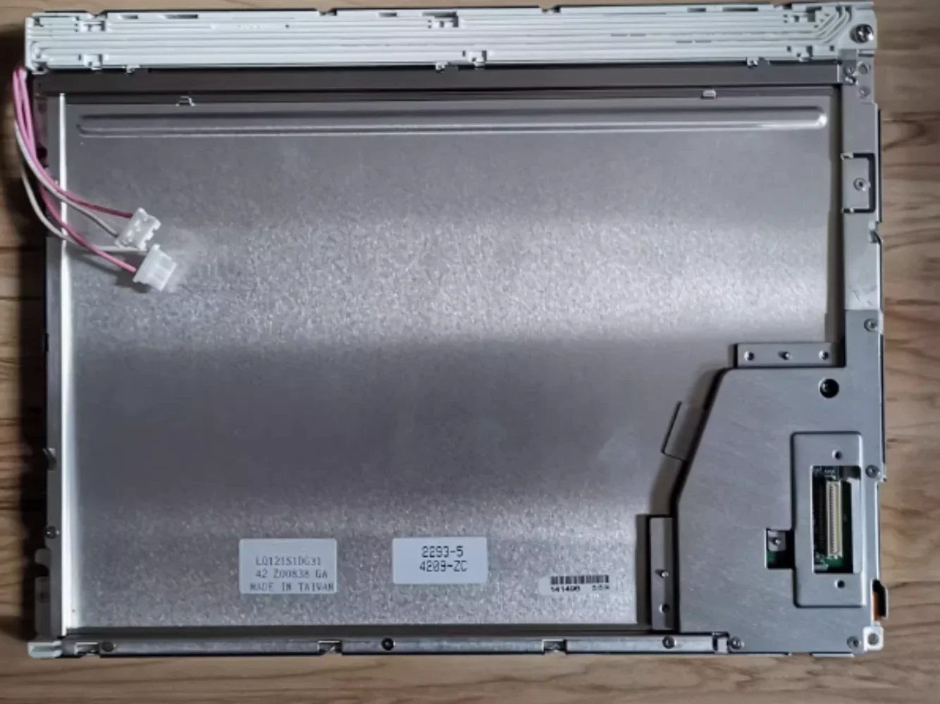 4.7 inch 320*240 CCFL LMG7520RPFC LCD display screen in stock